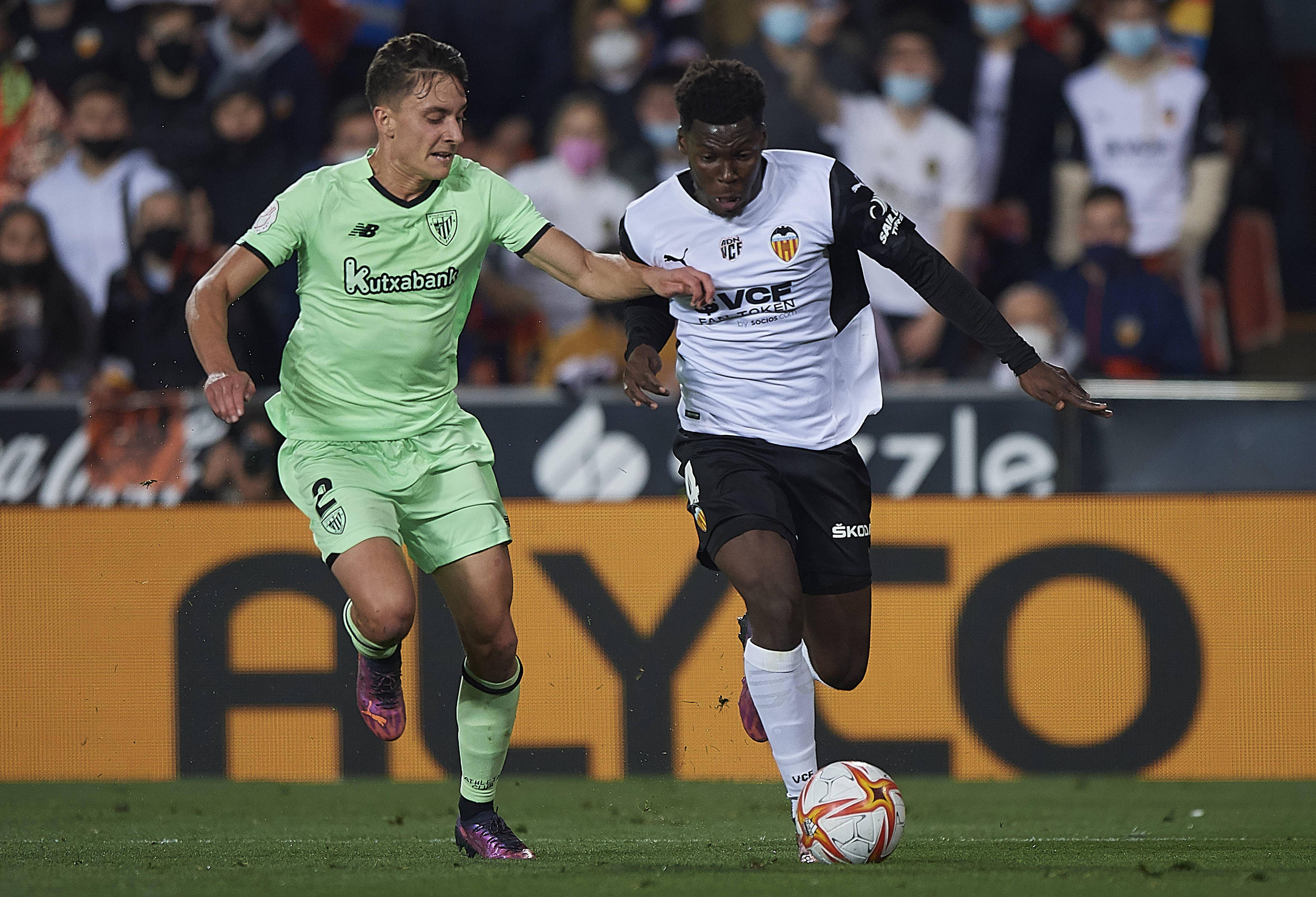 星空体育下载-包含国王杯倒计时，毕尔巴鄂竞技关键时刻遗憾出局，细节引发关注，更衣室稳定，临场指挥获称赞的词条-星空体育下载