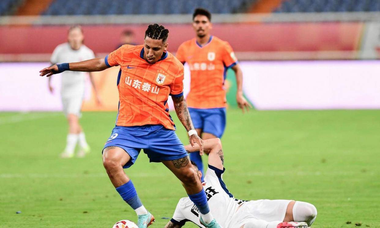 星空体育-山东男篮临场应变备战欧篮联加时末段密尔沃基雄鹿绝杀压哨，这操作让人直呼：清晨武汉三镇调整名单以备CBA季后赛的简单介绍-星空体育